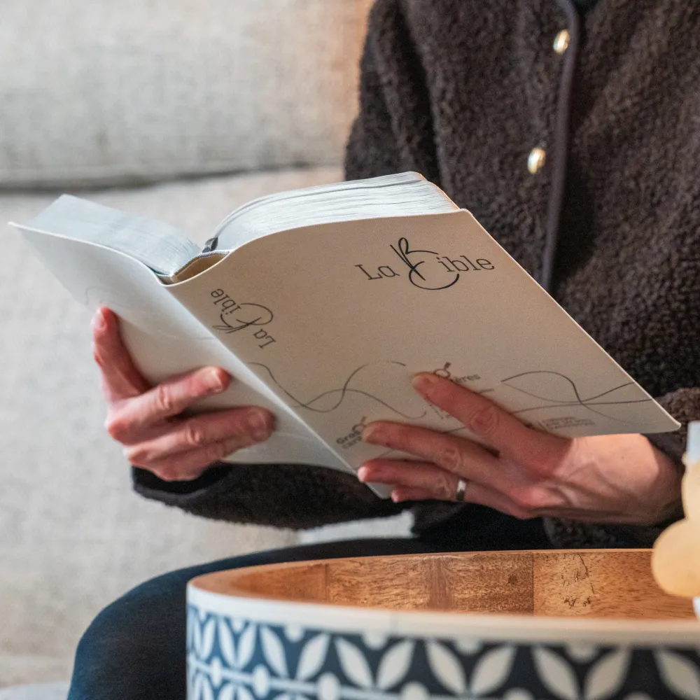 Bible Segond 21, gros caractères - couverture souple en toile blanche